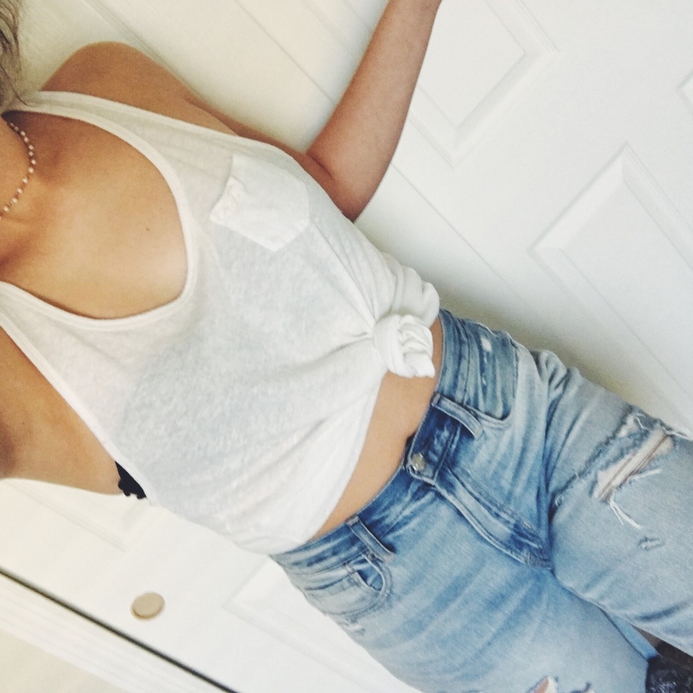 HOLLISTER Simple White Tank Top